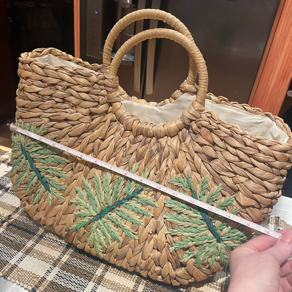 Straw Studios palm leaves purse - Picture 8 of 11